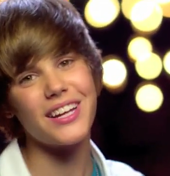justin bieber young age. Ur age is what justin bieber